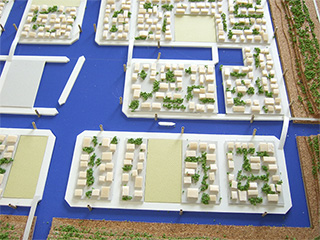 Floating low density village (Arahama Project)